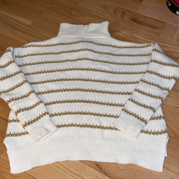 Madewell Canby Button Mockneck Sweater in Stripe size XS, good used condition - Picture 7 of 11
